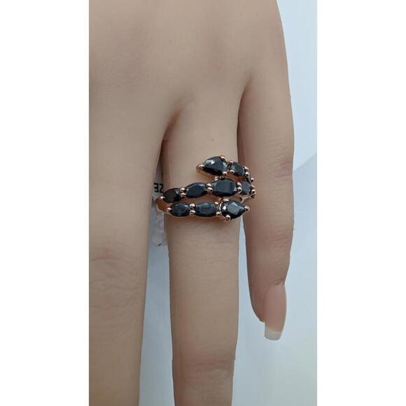 Elegant Rose Gold Ring with Black Gemstones Size 8 - Picture 3 of 9